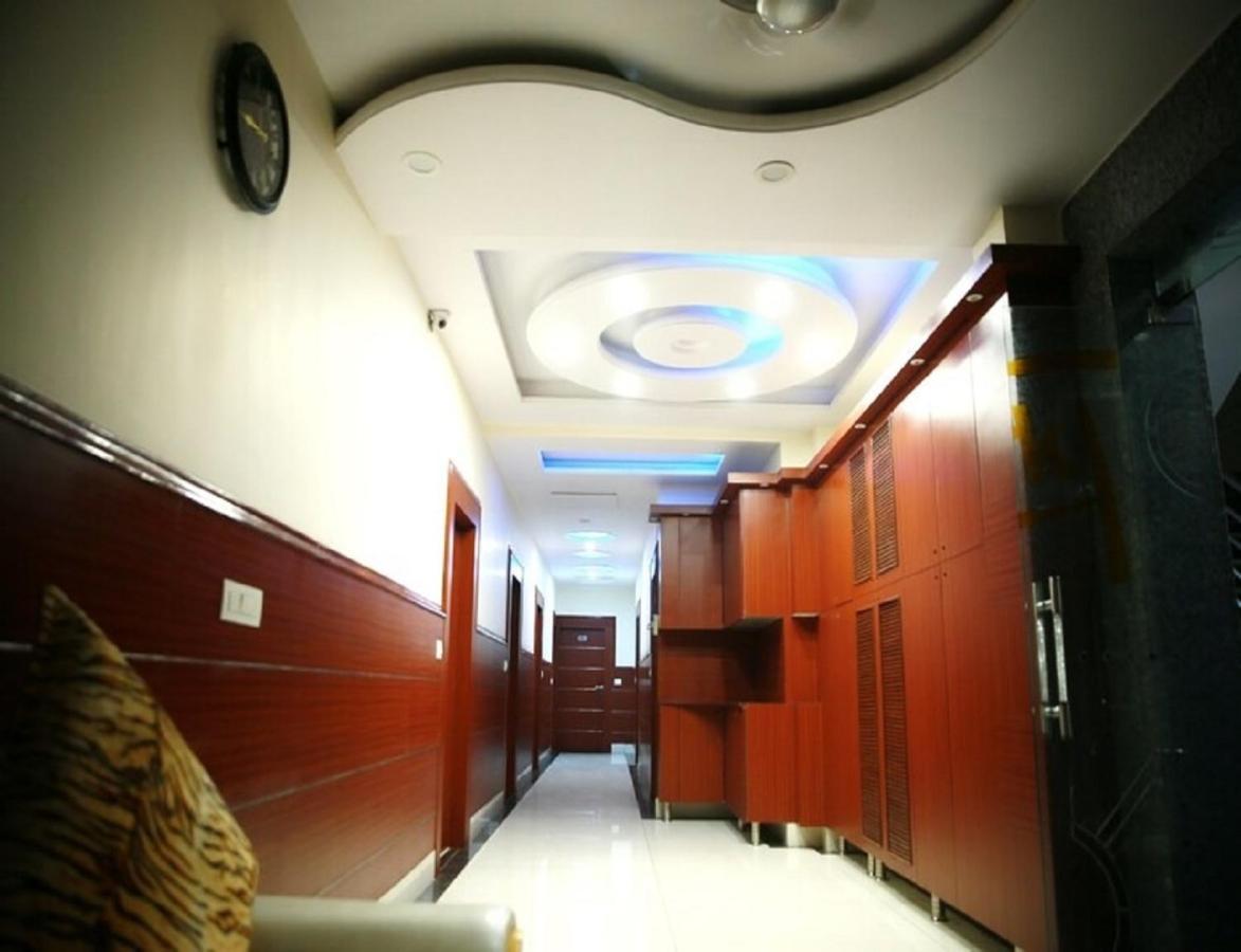 Hotel Kings, Rohtak Екстер'єр фото